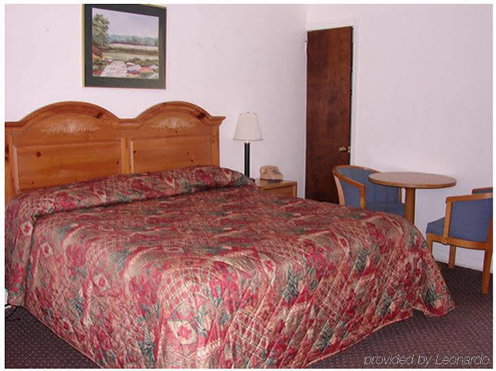 Red Carpet Inn & Suites Morgantown Chambre photo